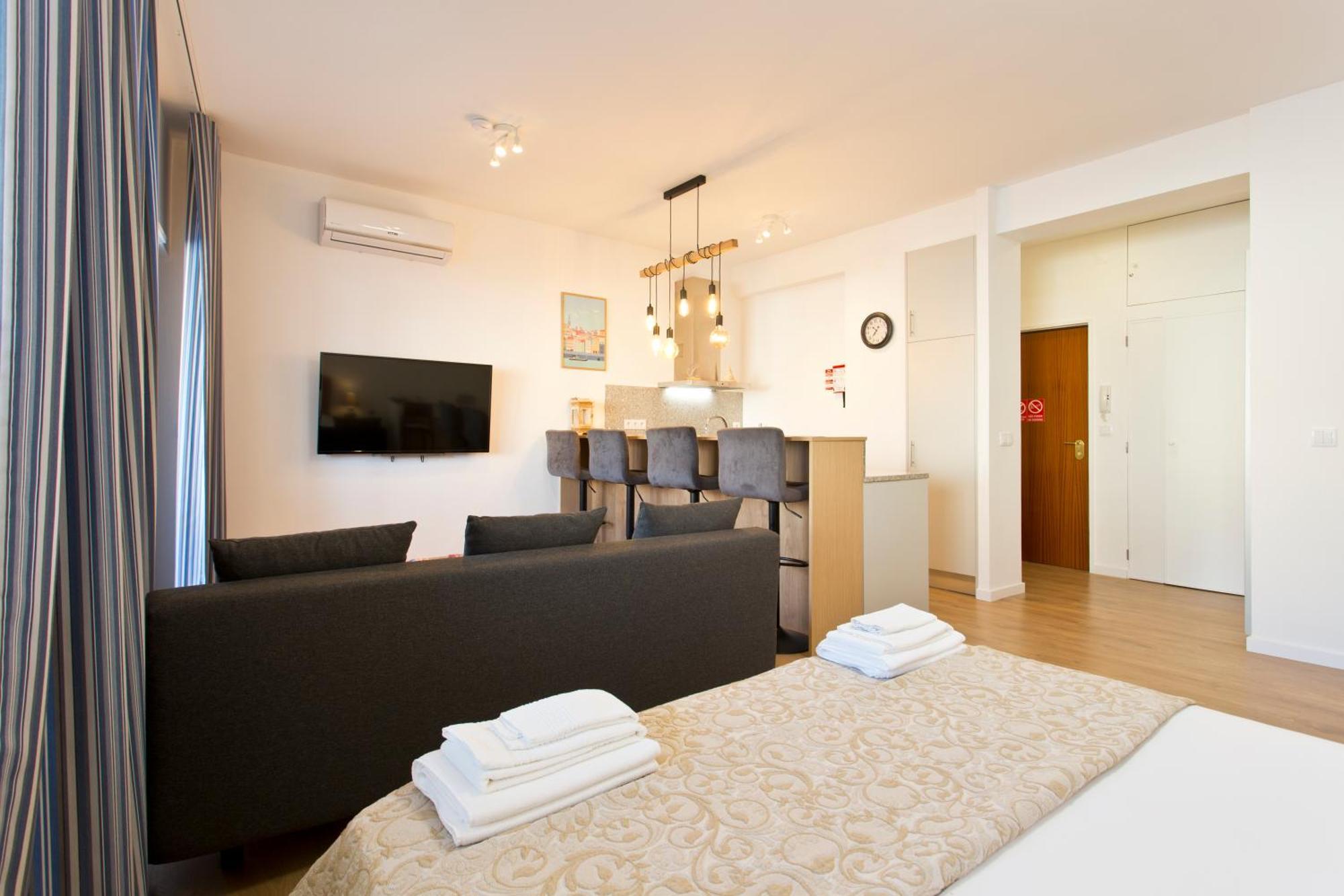 Casa Roberto - Studio Apartment, Lift, Ac, Car Parking - Extra Porto Buitenkant foto