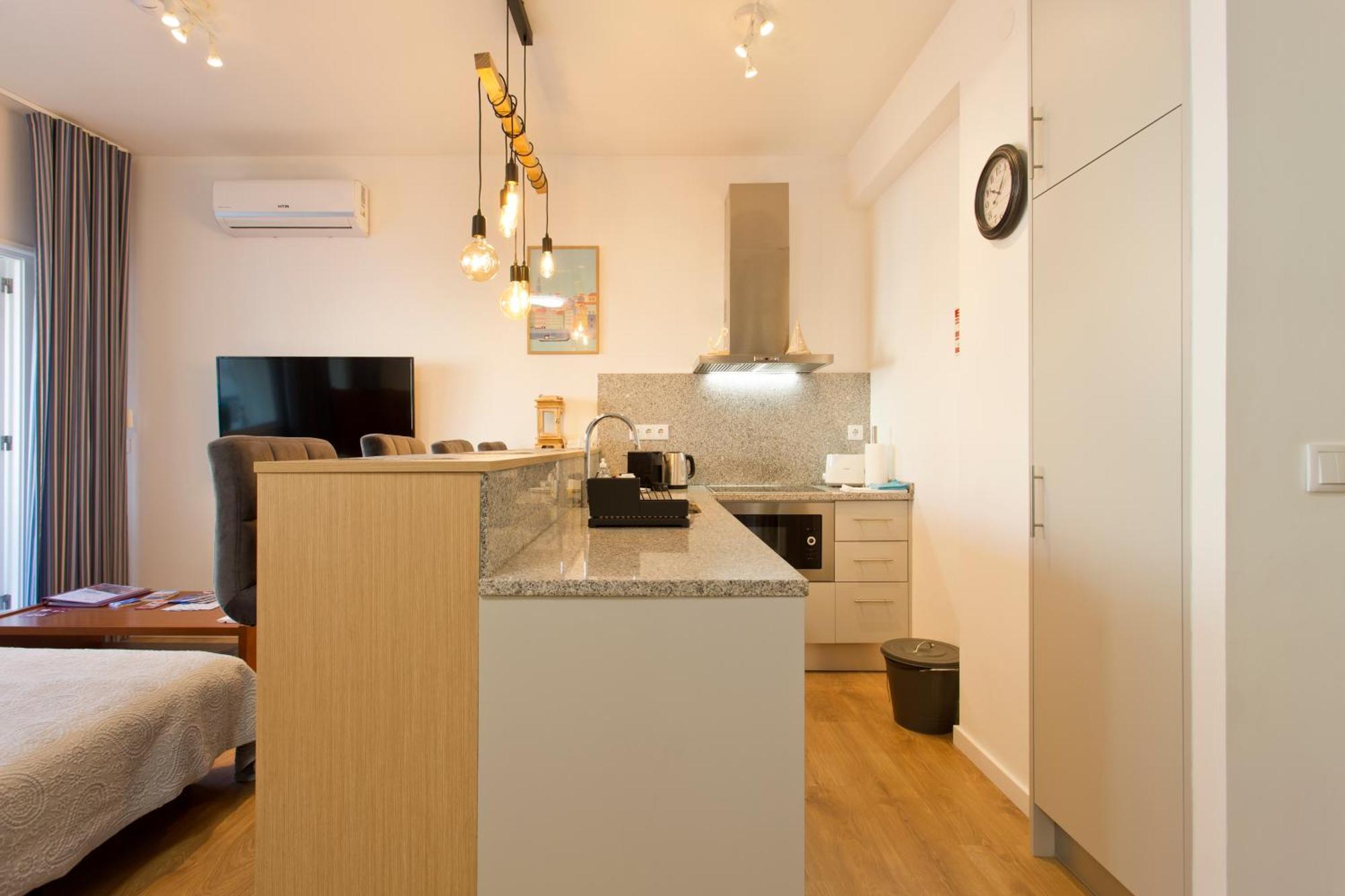 Casa Roberto - Studio Apartment, Lift, Ac, Car Parking - Extra Porto Buitenkant foto